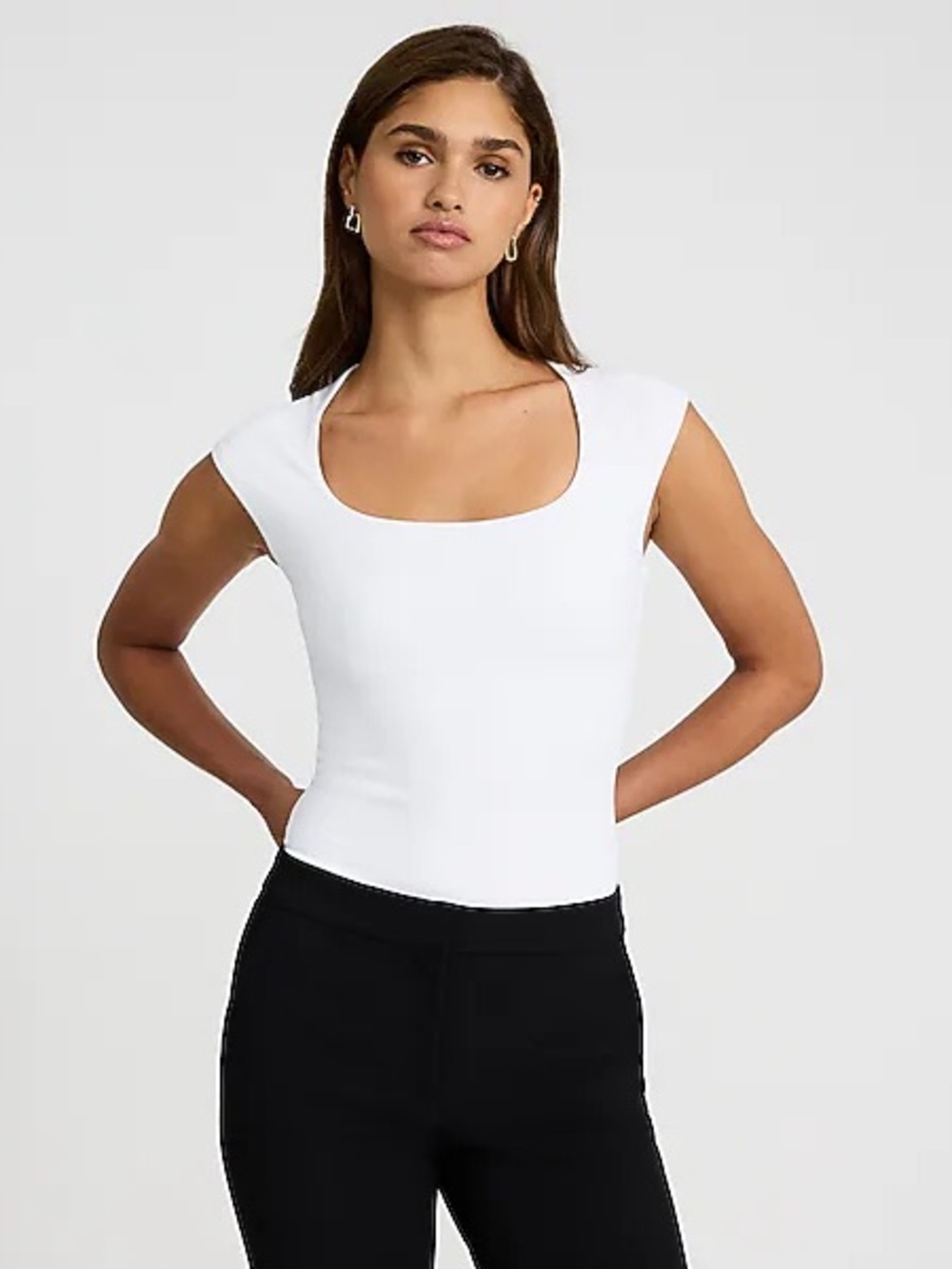 Express Body Contour High Compression Scoop Neck Cap Sleeve Bodysuit